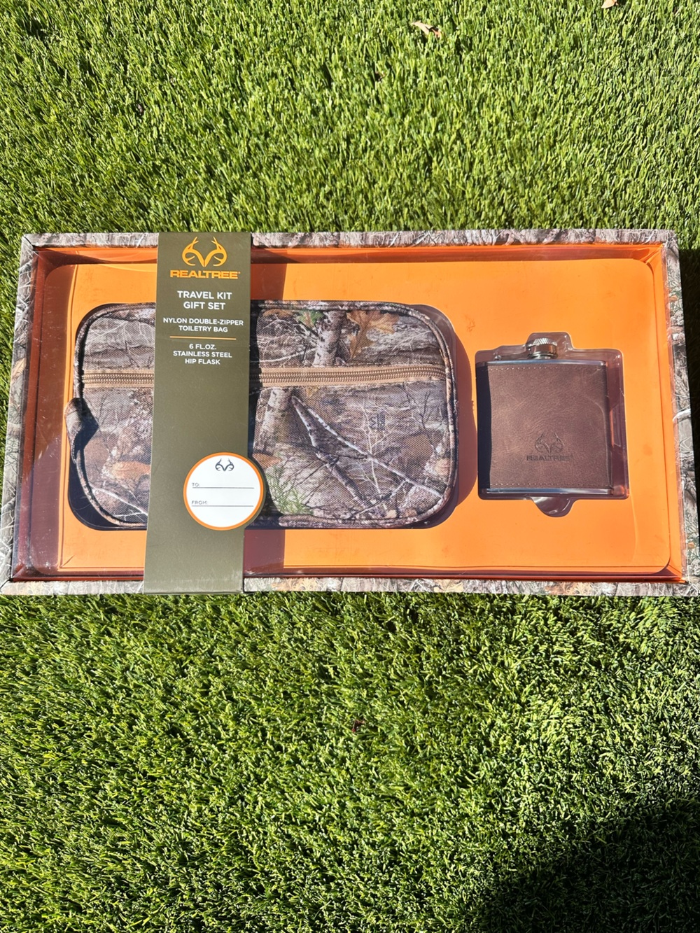 Realtree Hunting Camouflage Toiletry Kit Gift Set with Brown Flask